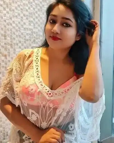 Escort Chandrakona